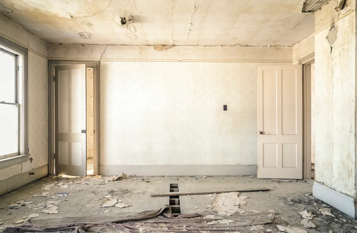 Waste disposal crew managing a cleanout project in View Park-Windsor Hills